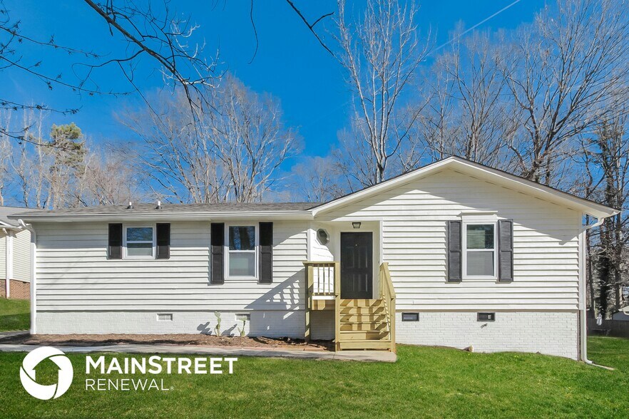 Building Photo - 8022 Marin Dr