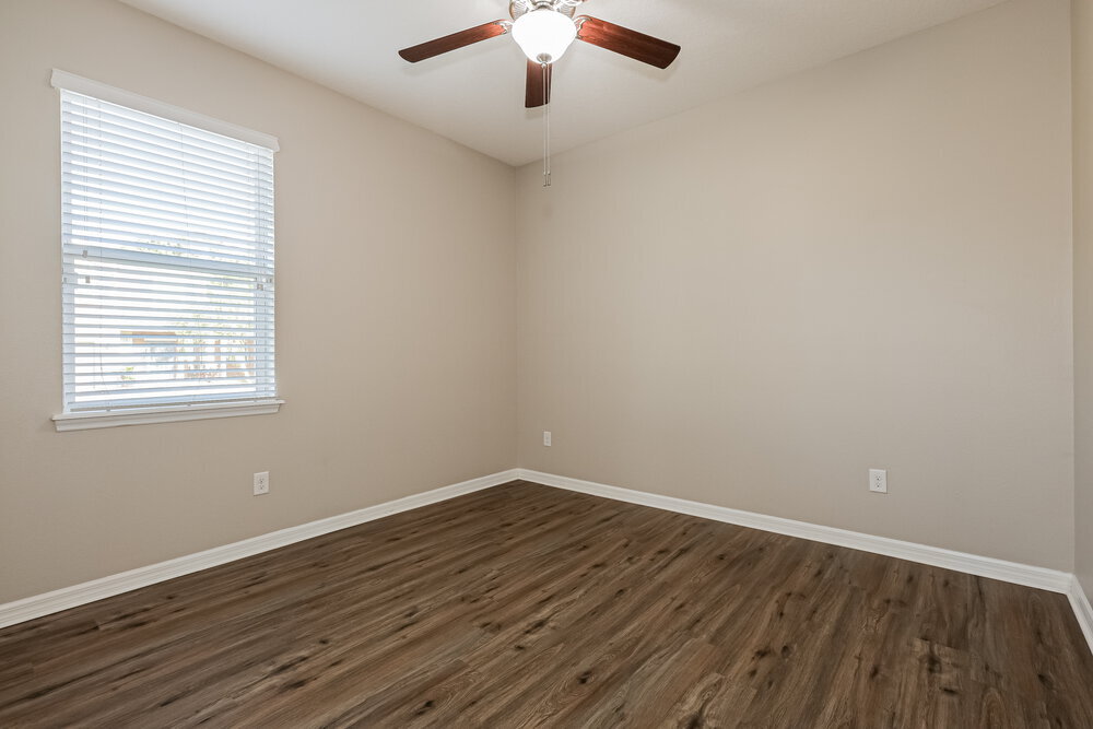 Building Photo - 402 Blakely Ct