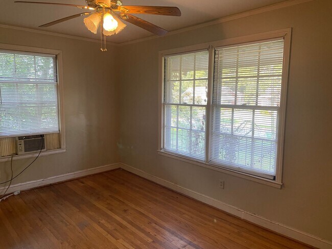 Building Photo - 108 Calhoun Rd