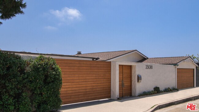 Building Photo - 23018 Pacific Coast Hwy