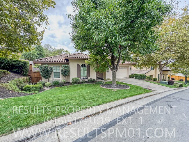 Building Photo - Luxury Whitney Oaks Retreat – Private Gated Community in Rocklin
