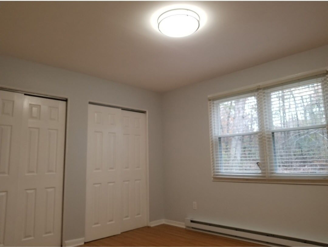 Building Photo - 61 Briarwood Ln