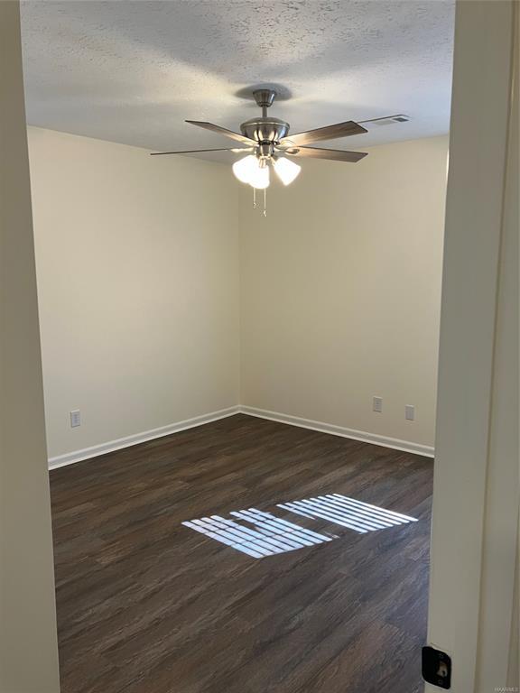 Building Photo - 5421 Shady Dr