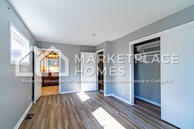 Building Photo - 3301 Brewer Dr