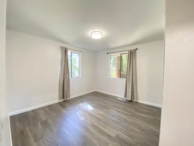 Bedroom 2 - 2605 Aztec Dr NW