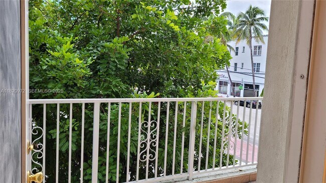 Building Photo - 524 Washington Ave