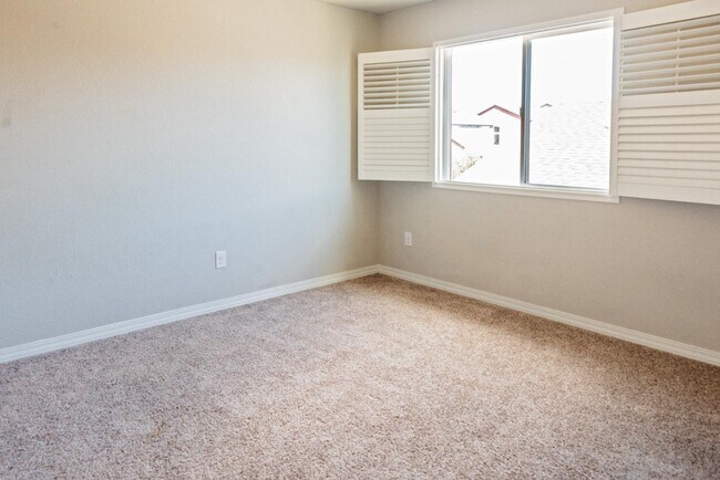 Building Photo - 10744 Traders Pkwy