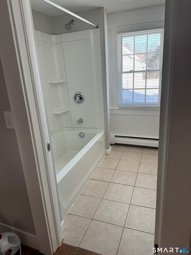 Building Photo - 8 Alto Rd