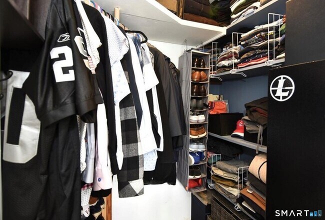 Building Photo - 285 East Ave