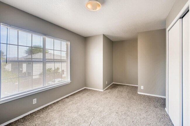 Building Photo - 4BR/2.5 Bath near the San Antonio Medical Center!!!