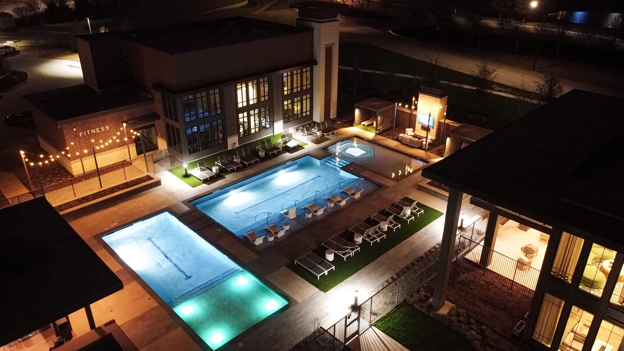 Resort Style Pool - 749 Ipswich Ave