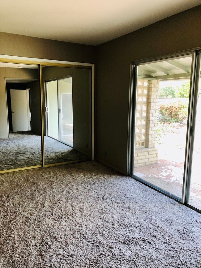 Building Photo - Spacious 3 Bed | 2 Bath Home – Less Than 1...