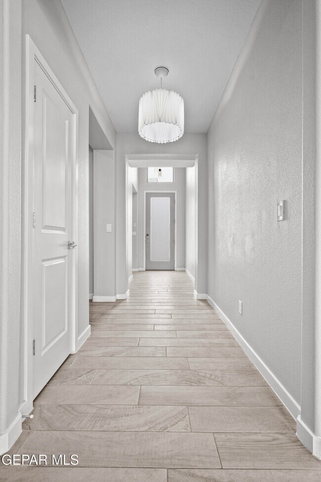 Building Photo - 7348 Mule Team Dr