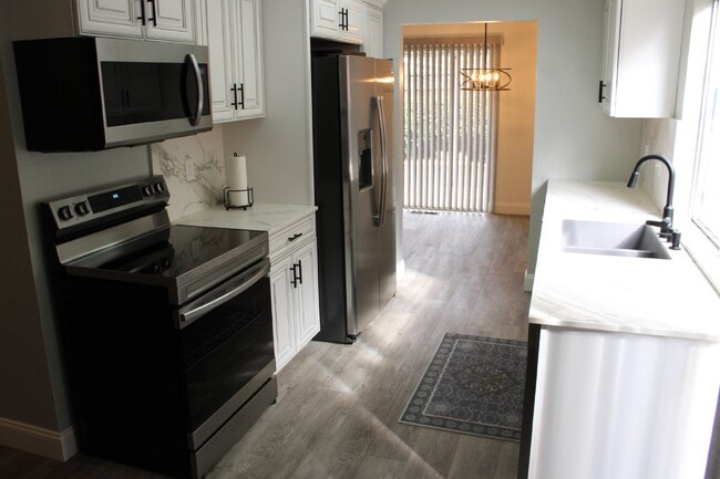 Building Photo - Beautiful 3 Bed, 2 Bath Single Story in Great Livermore Location