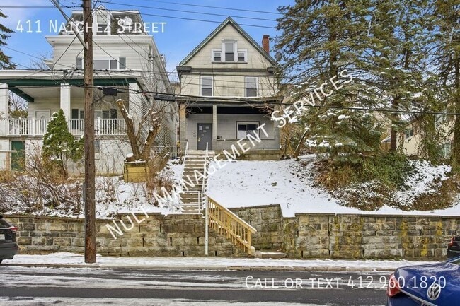 Building Photo - 411 Natchez St