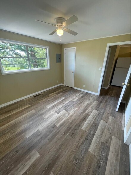 Building Photo - 136 Kimberling City Ctr Ln