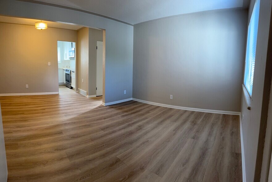 Building Photo - 22 Jackson St