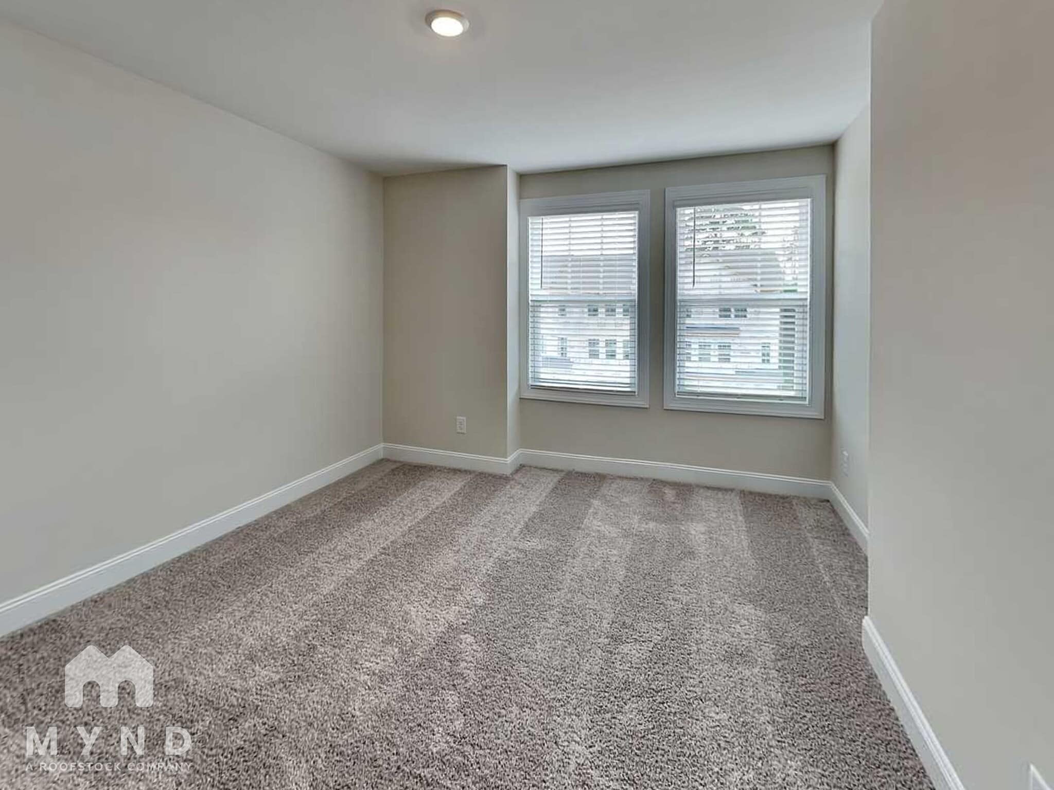 Building Photo - 6921 Woodland Stream Pl