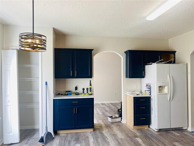 Building Photo - 638 Muskrat Dr