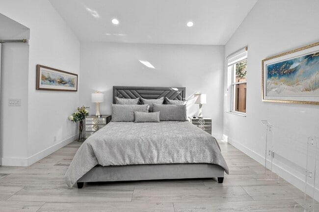 Building Photo - 6668 NW 25th Terrace