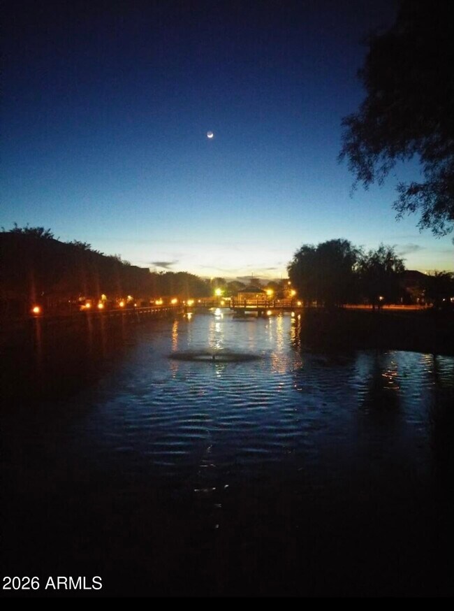 Building Photo - 1663 E Hampton Ln