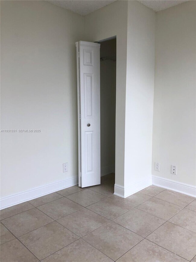 Building Photo - 601 Three Islands Boulevard