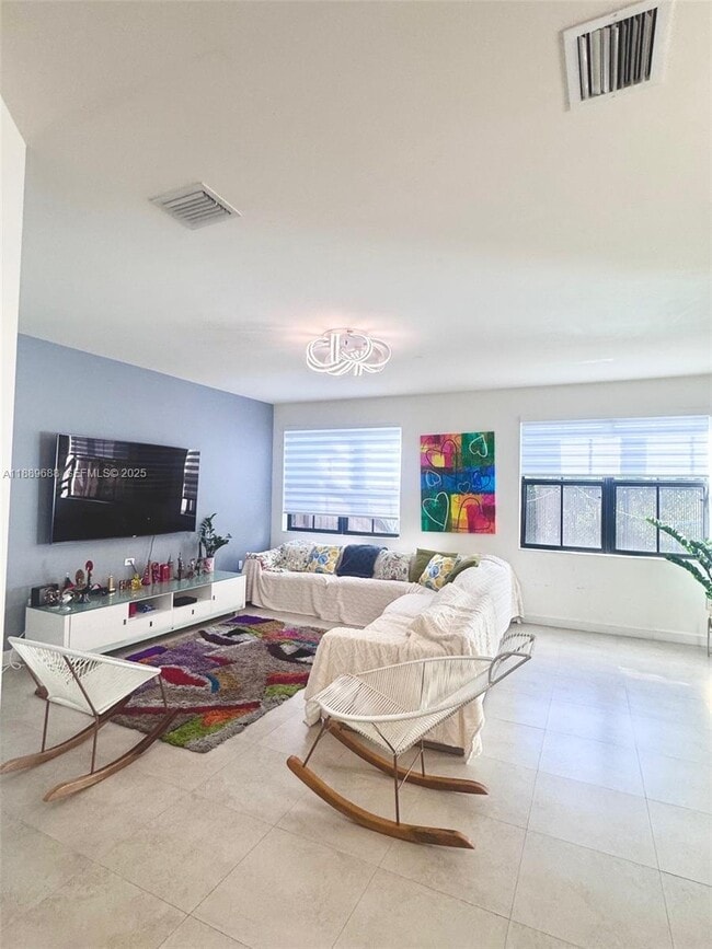 Building Photo - 10300 NW 70th Terrace