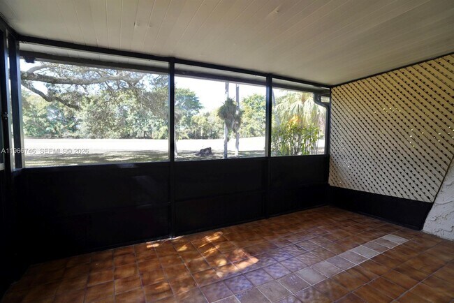 Building Photo - 6555 NW 99th Ave