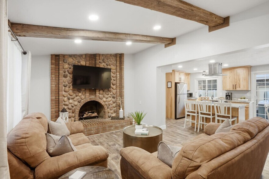 Building Photo - 3592 Bengal Blvd