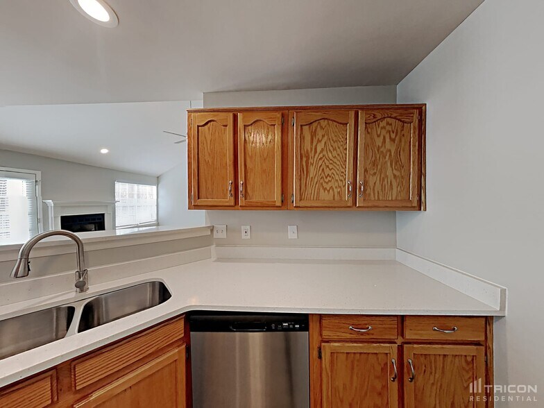Building Photo - 1437 Aaronwood Dr
