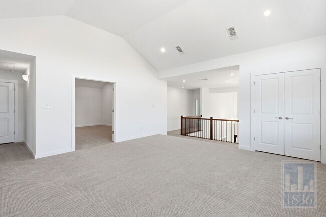 Building Photo - 1024 Siena Sunset Rd