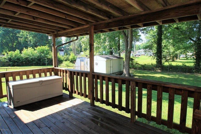 Building Photo - HOME IN PRP AREA