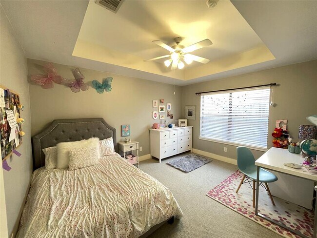 Building Photo - 9822 Samantha Suzanne Ct
