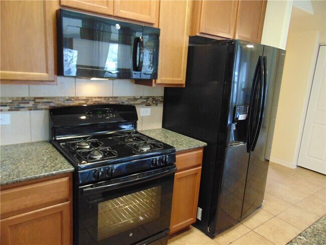 Building Photo - 5208 Hellman