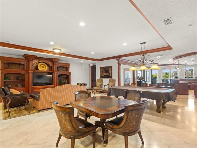 Building Photo - 202 Windward Passage