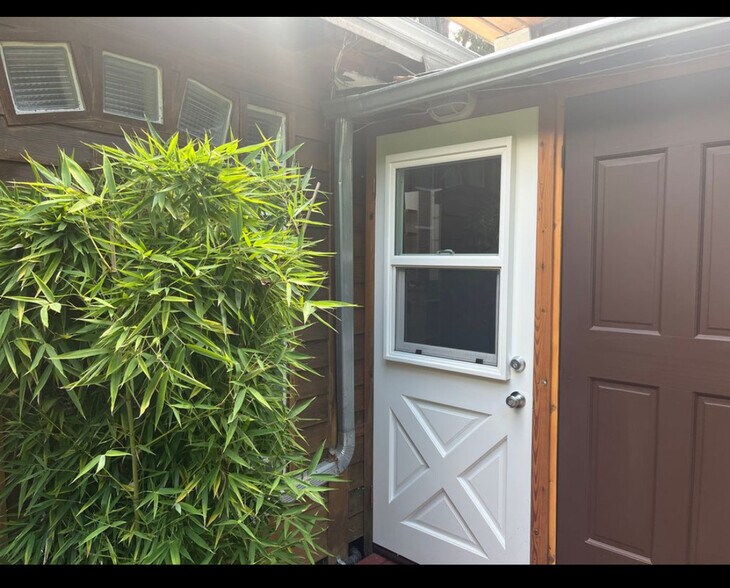 back door to second bathroom - 1417 Old Topanga Canyon Rd
