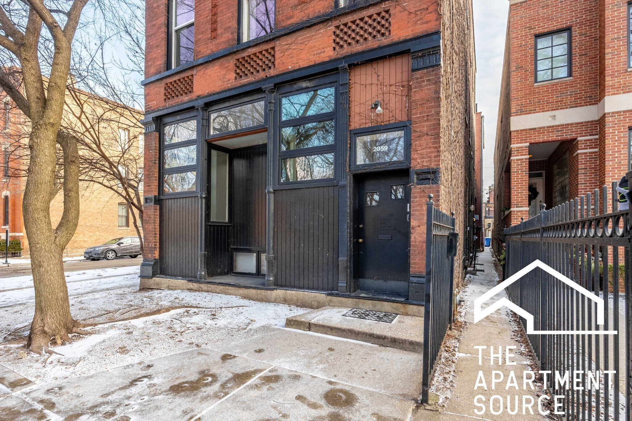 Building Photo - 2059 N Clifton Ave