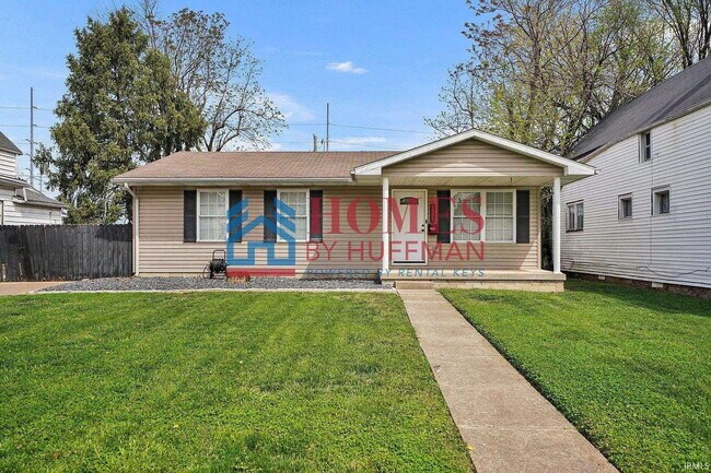 Primary Photo - Three Bedroom | Fenced in Yard | Westside