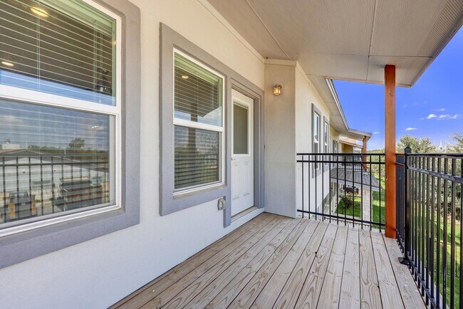 Building Photo - 2105 Tiger Trail