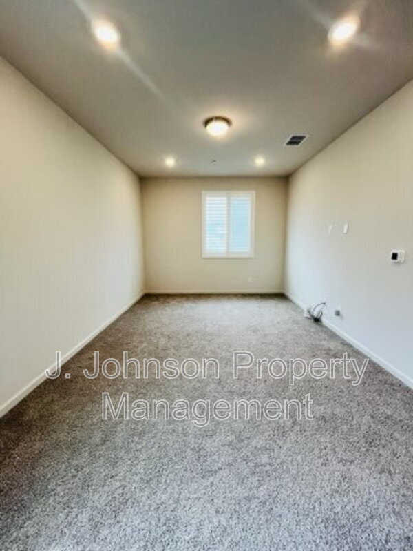 Building Photo - 3115 Tinsley St