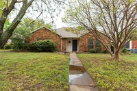 Building Photo - 612 Hanover Dr