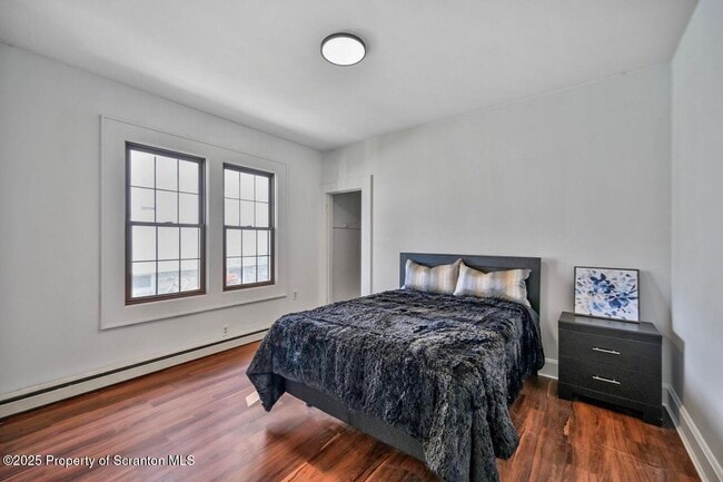 Building Photo - 309 Park Ave