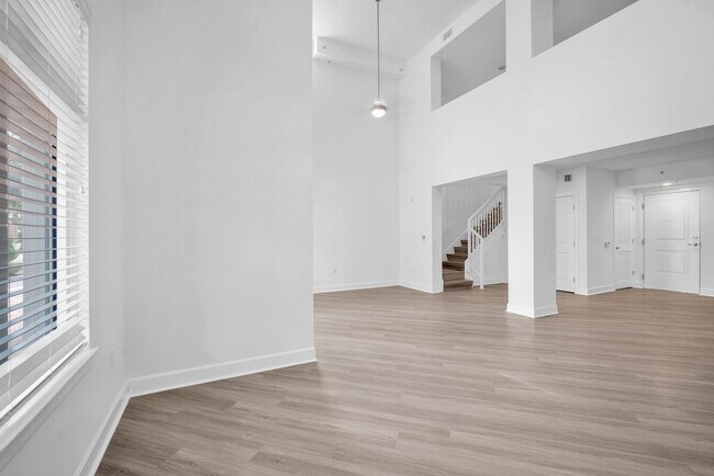 Building Photo - 4515 Main St