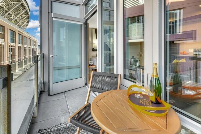 Building Photo - 1Bd/1Ba Seattle Condo
