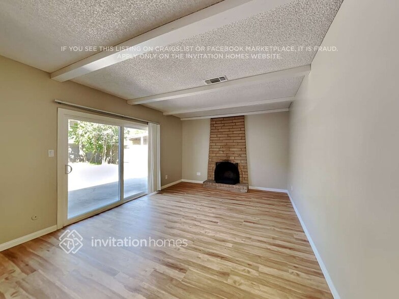 Building Photo - 2826 Roxanne Ct