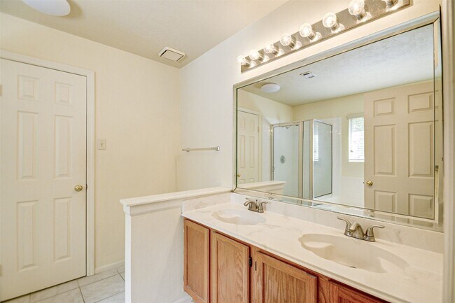 Building Photo - 14222 Heather Falls Way