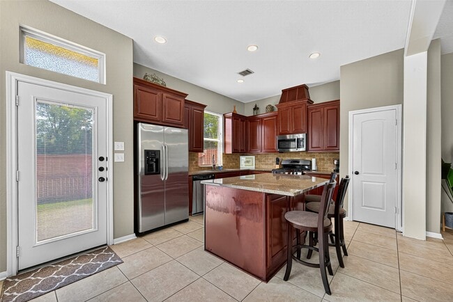 Building Photo - 110 Cheswood Manor Drive