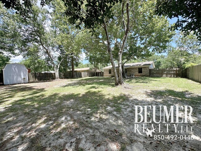 Building Photo - 3br/2ba Home for Rent in West Pensacola