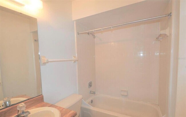 Building Photo - 4240 Pershing Pointe Pl