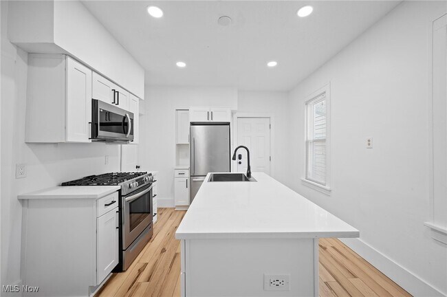 Building Photo - 5017 Tillman Ave